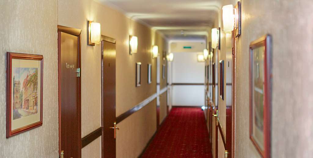 Shine Hotel 3*